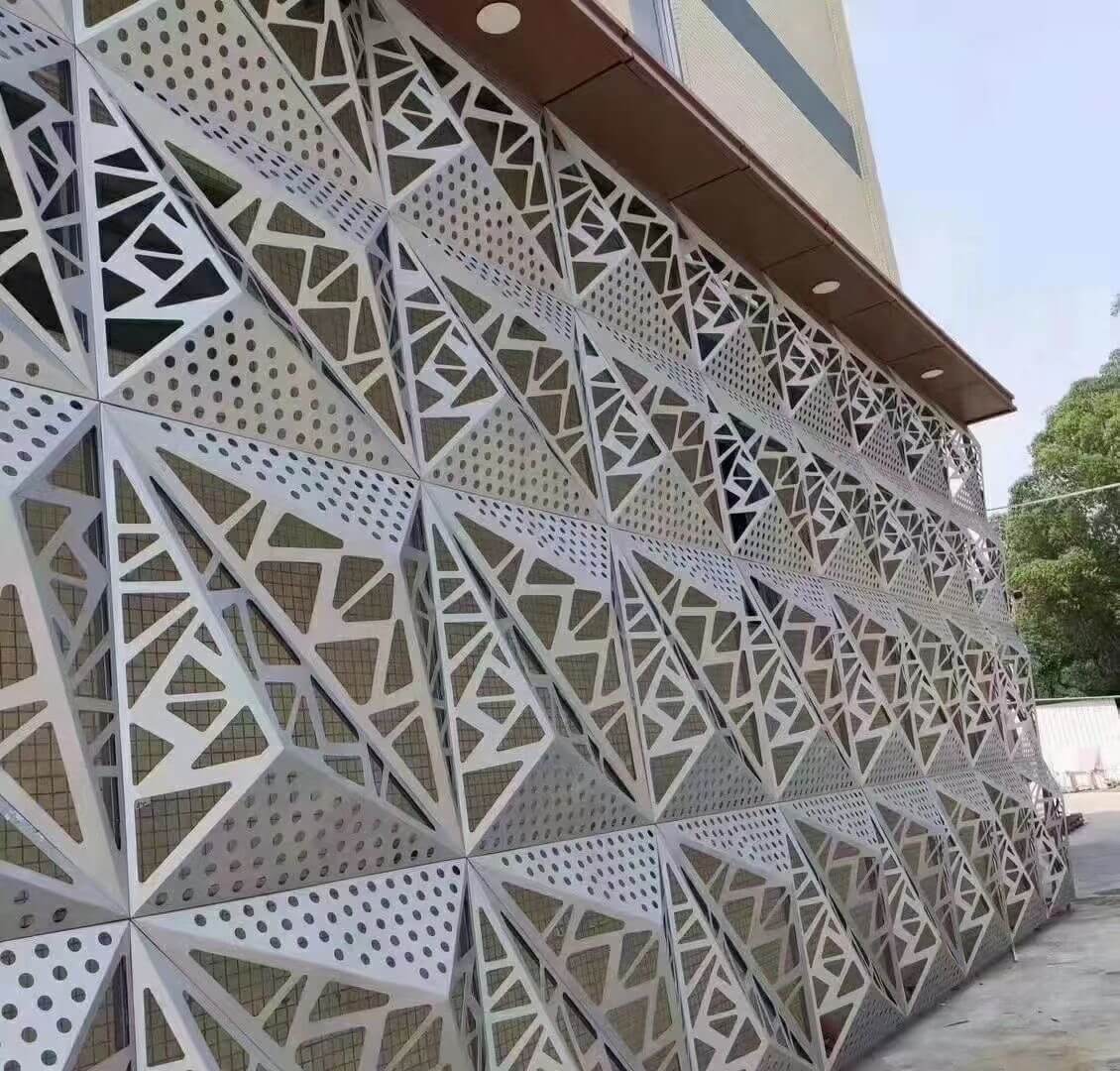 冲孔铝单板